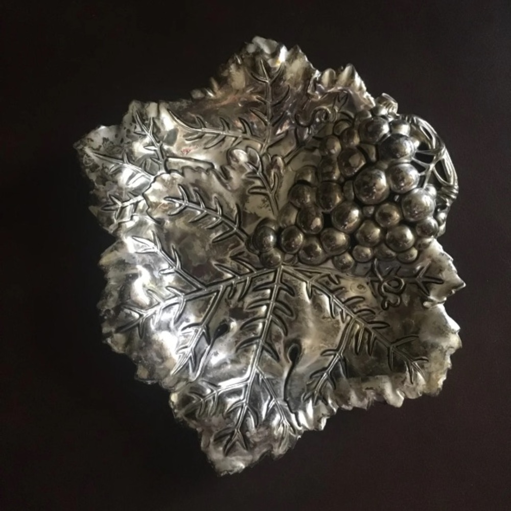 Godinger Silver Plated Grape Leaf Dish
